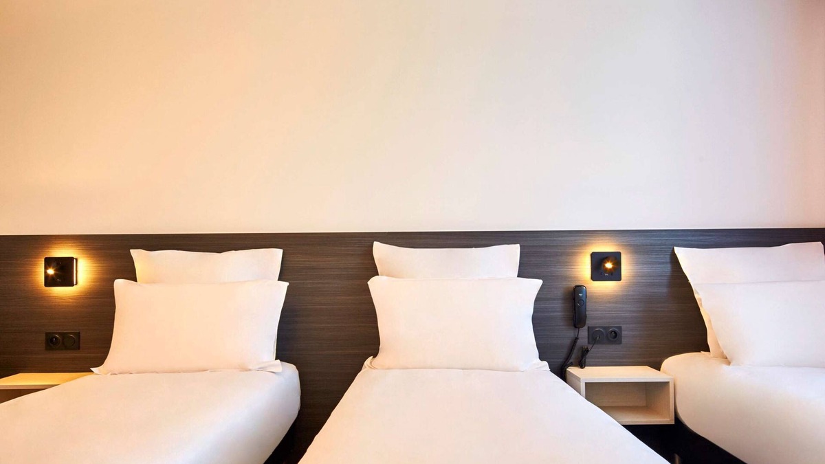 Combs-la-Ville Hotel | Kyriad Combs-la-ville - Senart
