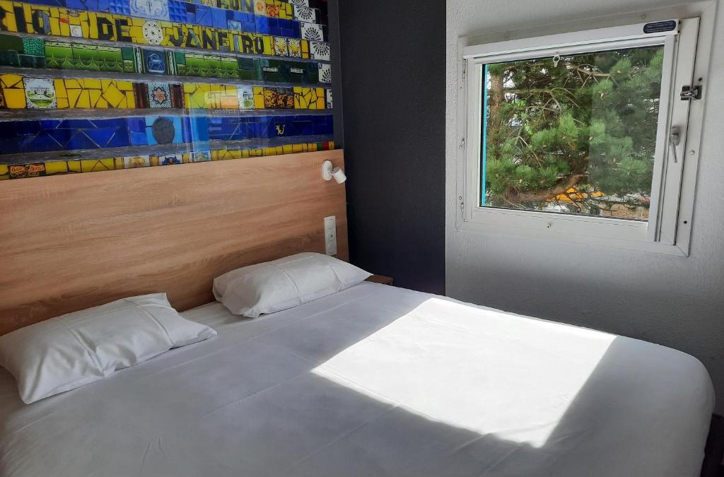 Saint-Contest Hotel | Kyriad Direct Caen Nord Memorial