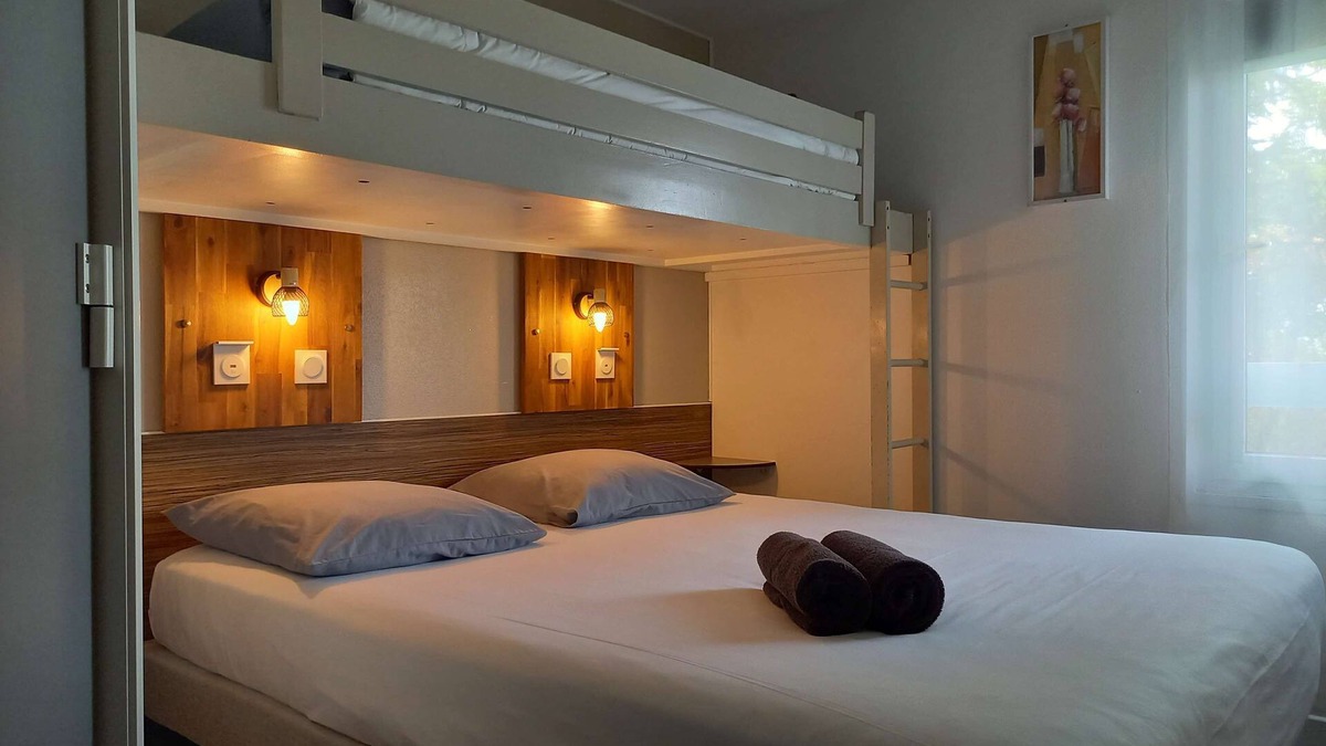 Saintes Hotel | Kyriad Direct Saintes