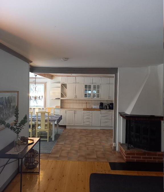 Solleron Apartment | Lägenhet centrala Sollerön