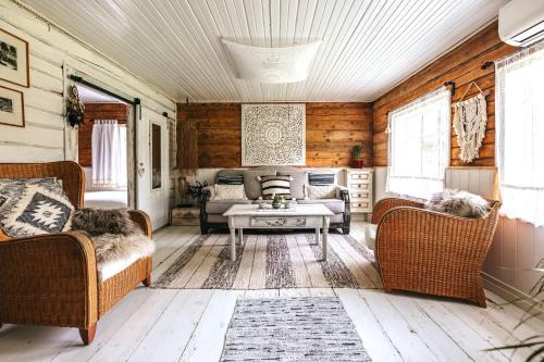 Orissaare House | Lõuka Farm House