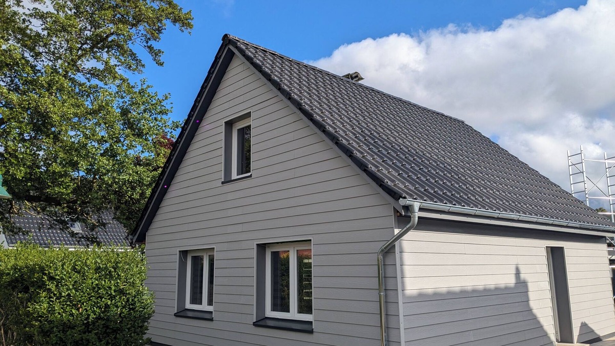 Neufeld House | Lütt achtern Diek
