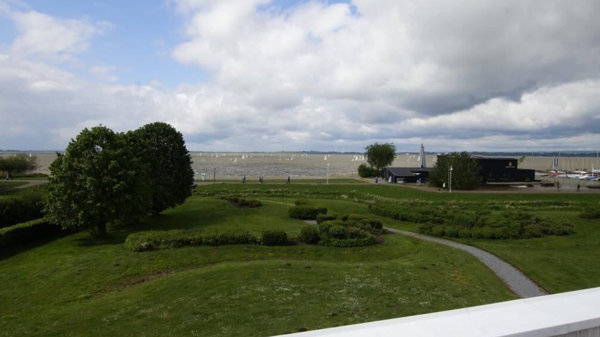 Lembruch Apartment | Lüttke Juwel, Ferienwohnung mit Traumhaftem Seeblick