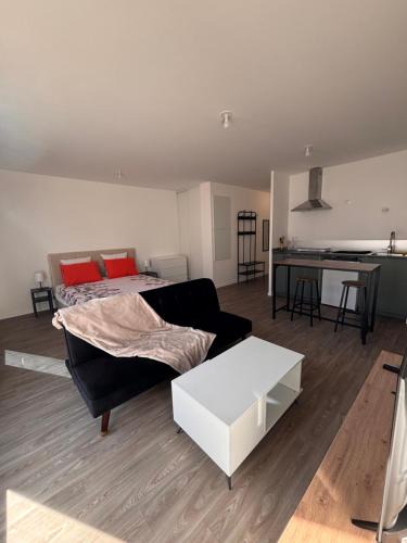 Pierrefitte-sur-Seine Apartment | L'ébène de Pierrefitte, proche de Paris