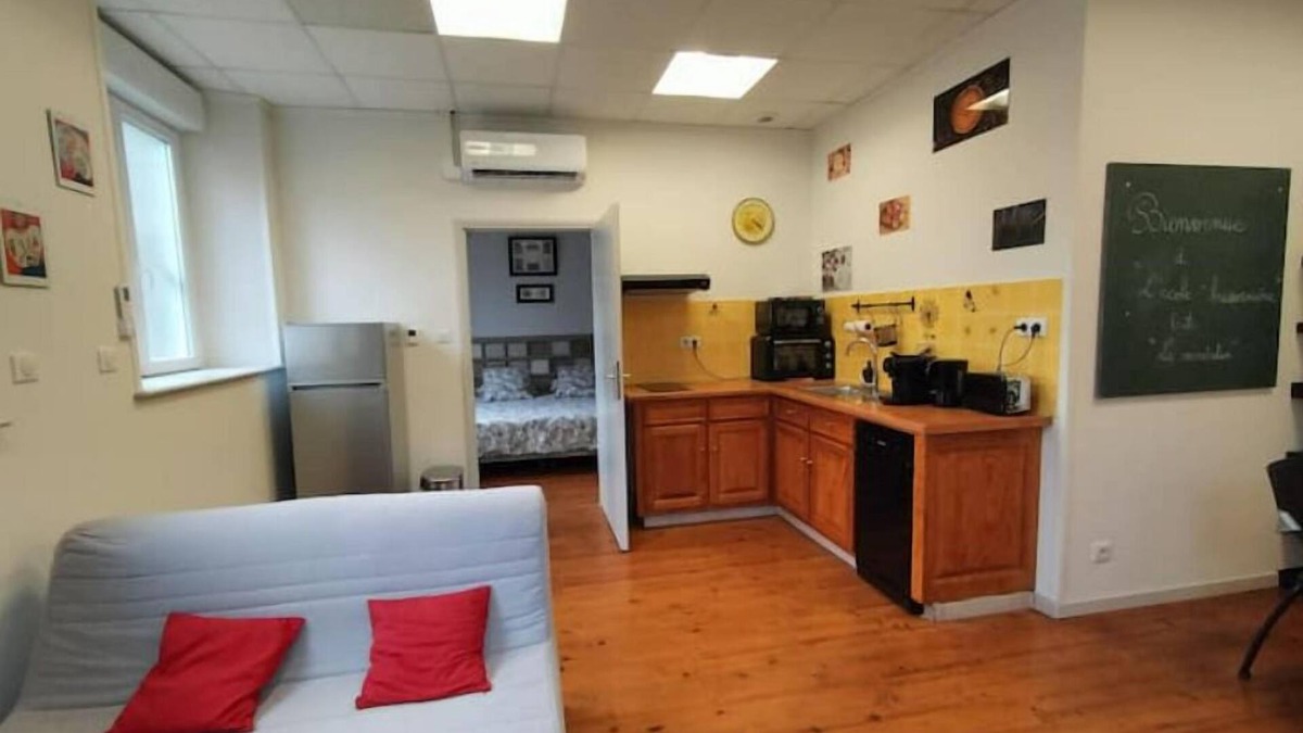 Laroque-d'Olmes Apartment | L'école Buissonnière La Récréation 2 Personnes
