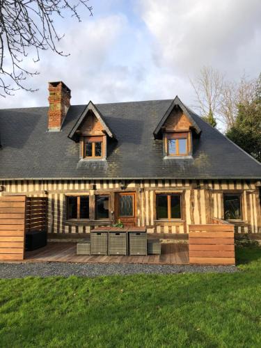 Genneville House | L'étable aux Gîtes du val