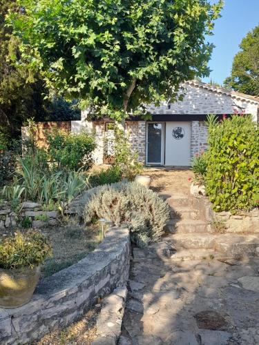 Lorgues House | L étrier