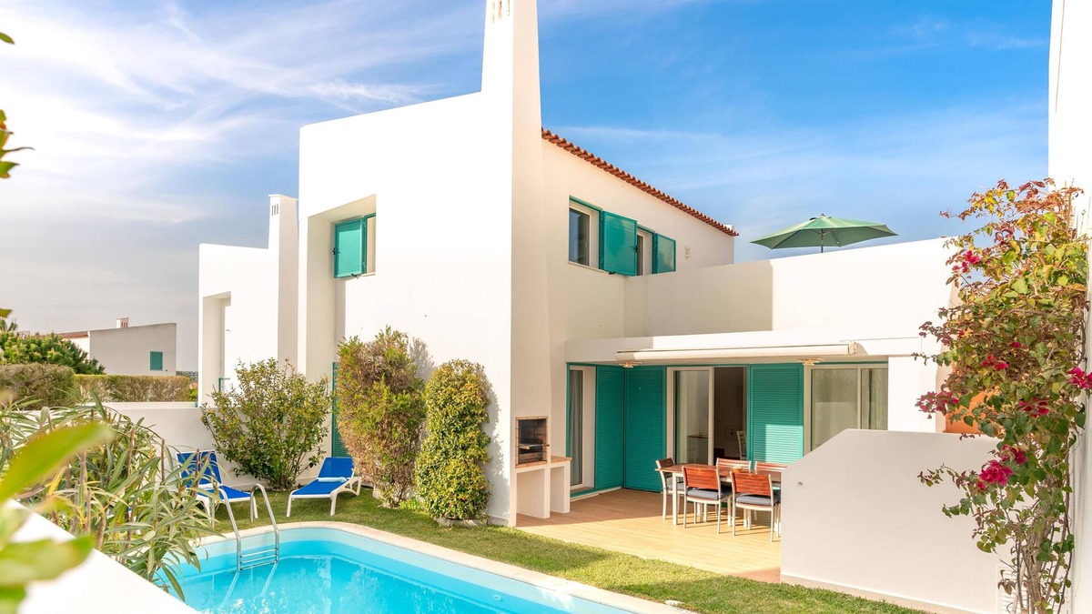 Prainha House | L&A VILLA- with private pool-3 bedrooms with AC