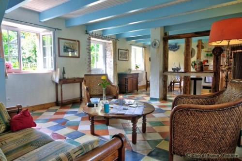 Plouguin House | L~ABERCaiL