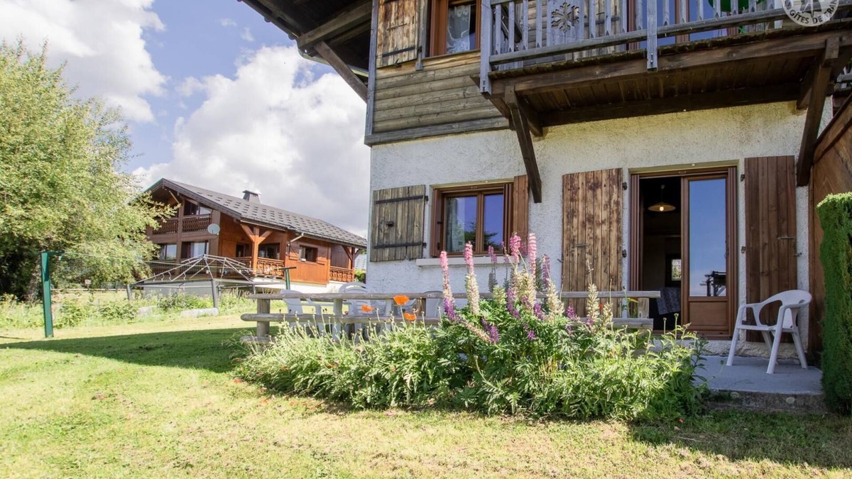 Crest-Voland House | L'ABERU - LES PISSENLITS