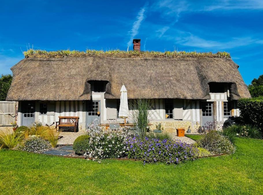 Saint-Pierre-Azif House | L’Agapé : Le charme absolu de la Normandie