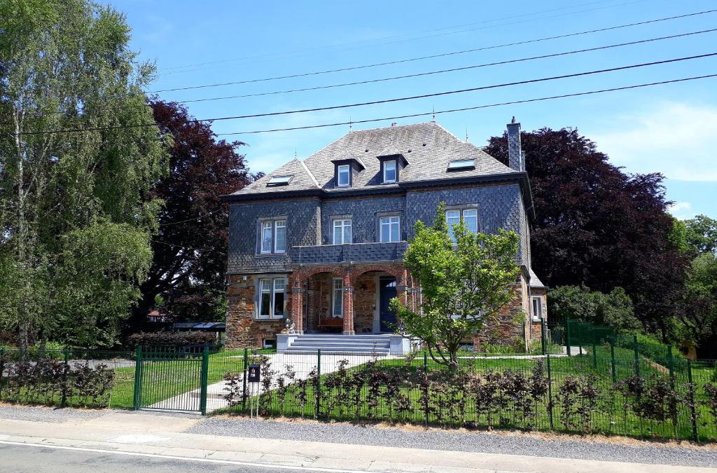 Libin House | L'ALBIZIA