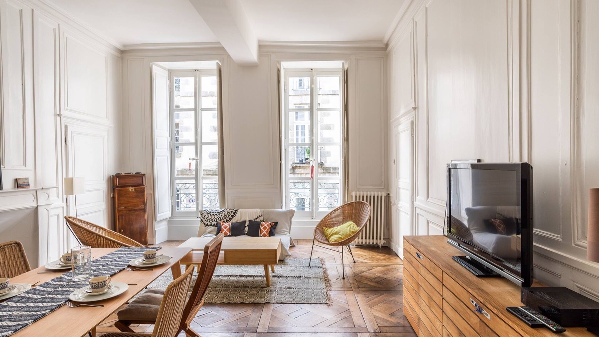 Centre Apartment | L'Alcôve - Volume et Elégance en coeur de ville