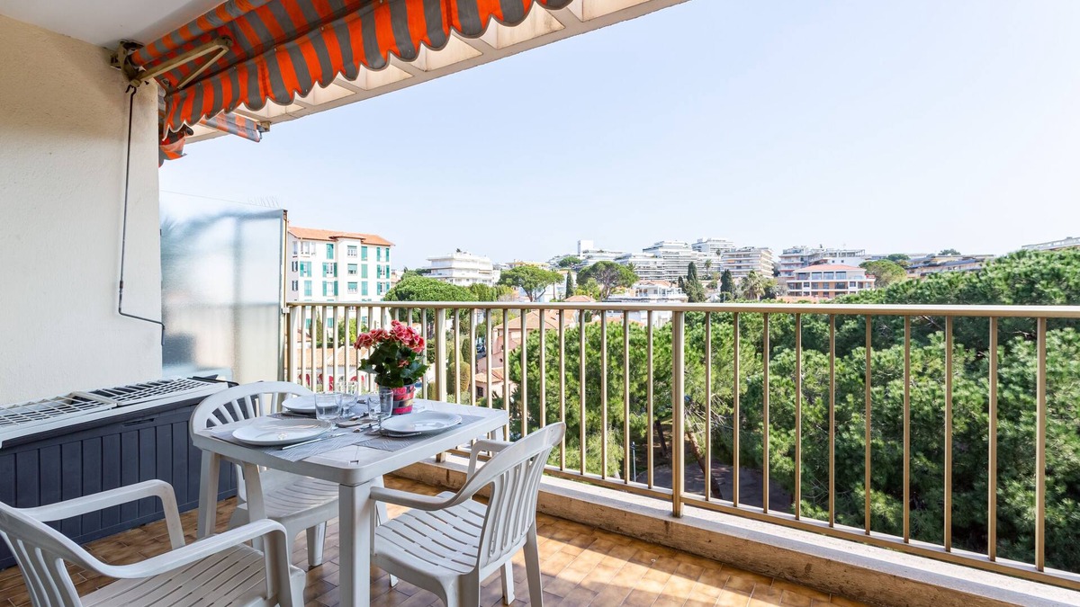 Juan-les-Pins Apartment | L'Also - Charmant studio