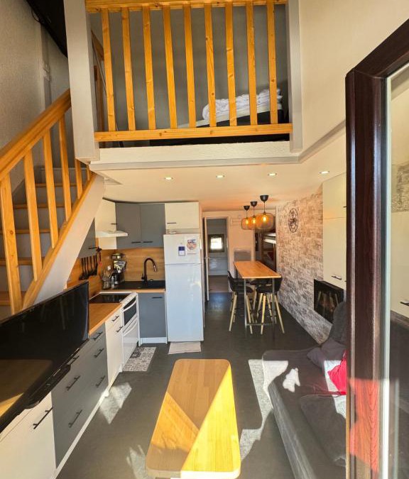 Gresse-en-Vercors Apartment | L'Altitude Douce - Ski - Piscine - Tennis