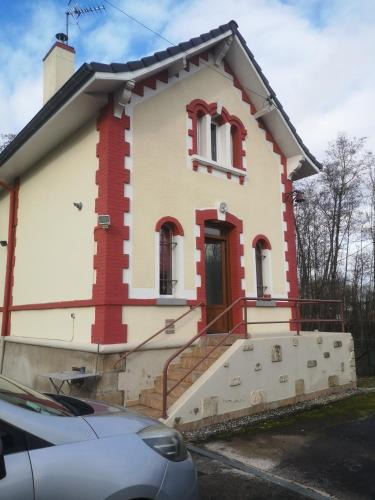 Saint-Vallier House | L'ancienne Maison du gardien