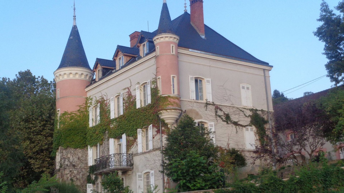 Saint-Genix-sur-Guiers House | L'annexe du Château de Saint Genix