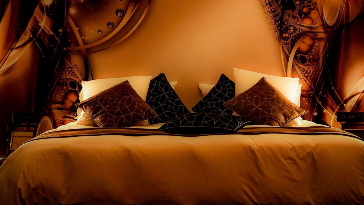 Lieuron House | L'ApothéOse loveroom with jacuzzi, sauna and hammam in Brittany