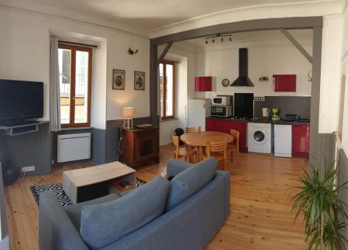 Saint-Bonnet-en-Champsaur Apartment | L'appart aux volets rouges
