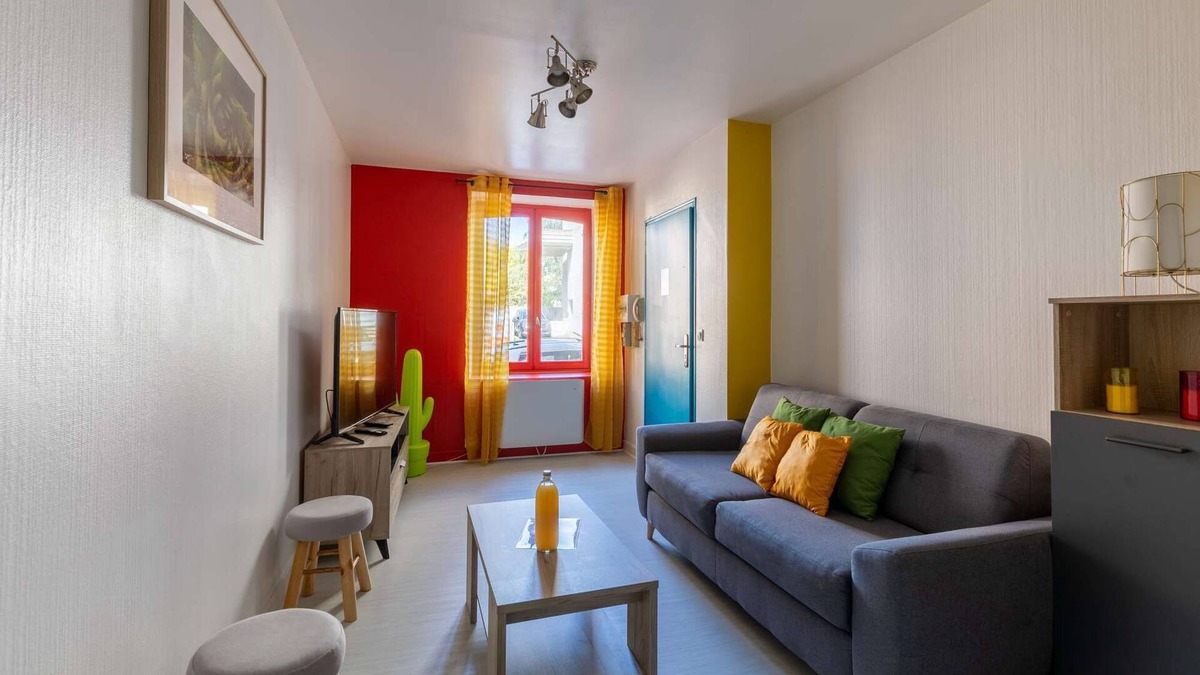 Republique Apartment | L'appart K-ouleur -wifi Fibre- Checkin Auto- 2 p
