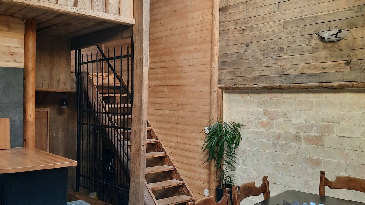 Chonville Apartment | L'appartement en Bois