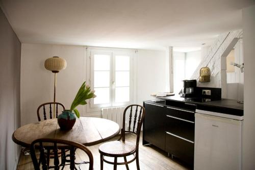 Historic Center Apartment | L'appartement au-dessus du