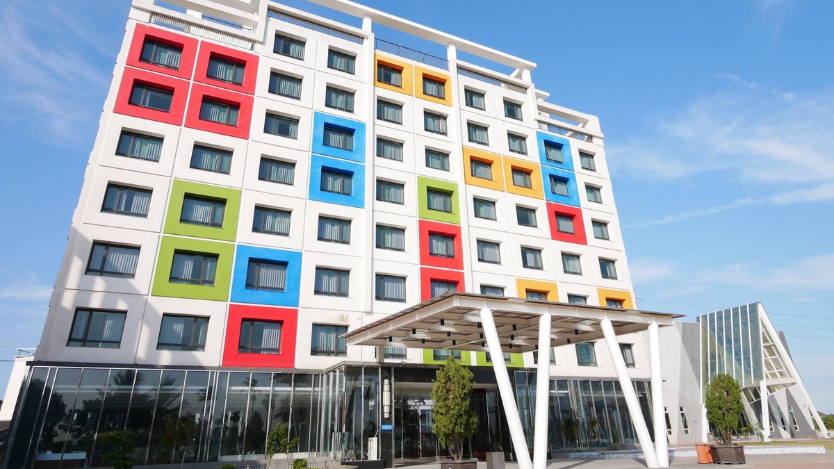 Shanhua District Hotel | L'arc Hotel