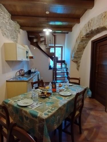 Casalbuono Bed & Breakfast | L'Arco Antico
