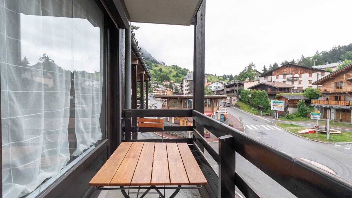 Flumet Apartment | L'Arly - Appartement avec balcon vue montagne - Val d'Arly