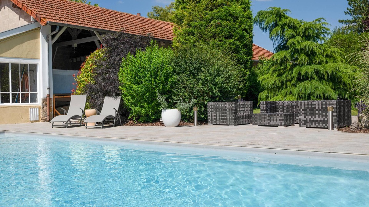 Saint-Hilaire-le-Petit House | L'Artbanne - Maison Gaïa