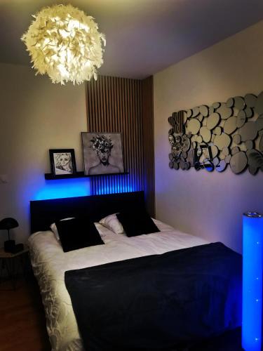 Sennecey-les-Dijon Apartment | L'atelier de Jane