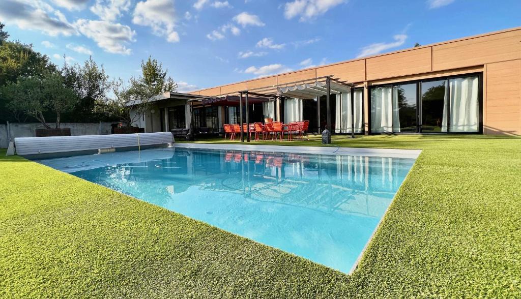 Montauban Villa | L'atelier Insolite - Piscine chauffée