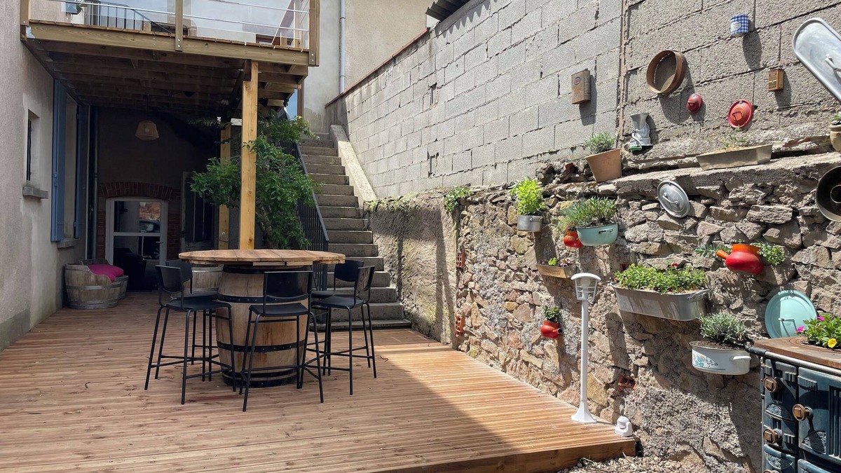 Carmaux Apartment | L'atypique Purecolor T3+terrasse