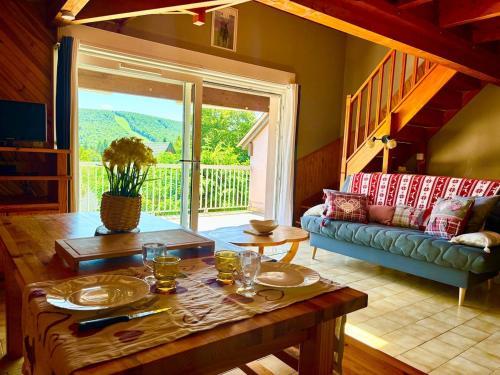 Prades-d'Aubrac House | L'Aubrac au fil des saisons