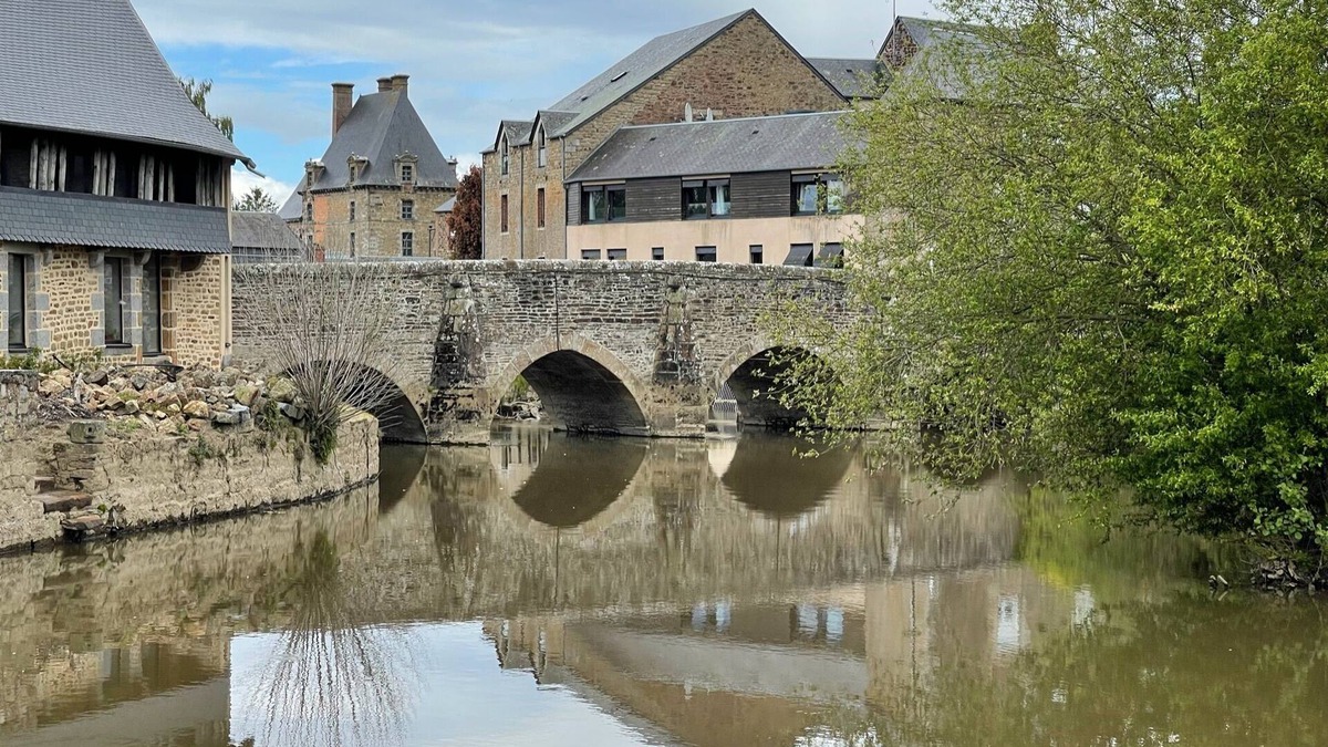 Ducey Bed & Breakfast | L'autre Rivière - Chambre 2 Pers. et Petit-déjeuner en Baie du Mont-saint-michel