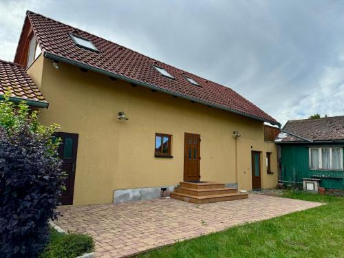 Pravonin House | L&B Home