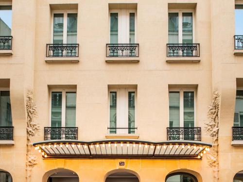 Quartier de la Porte-Saint-Denis Hotel | l'Echiquier Opéra Hotel Paris - MGallery Collection