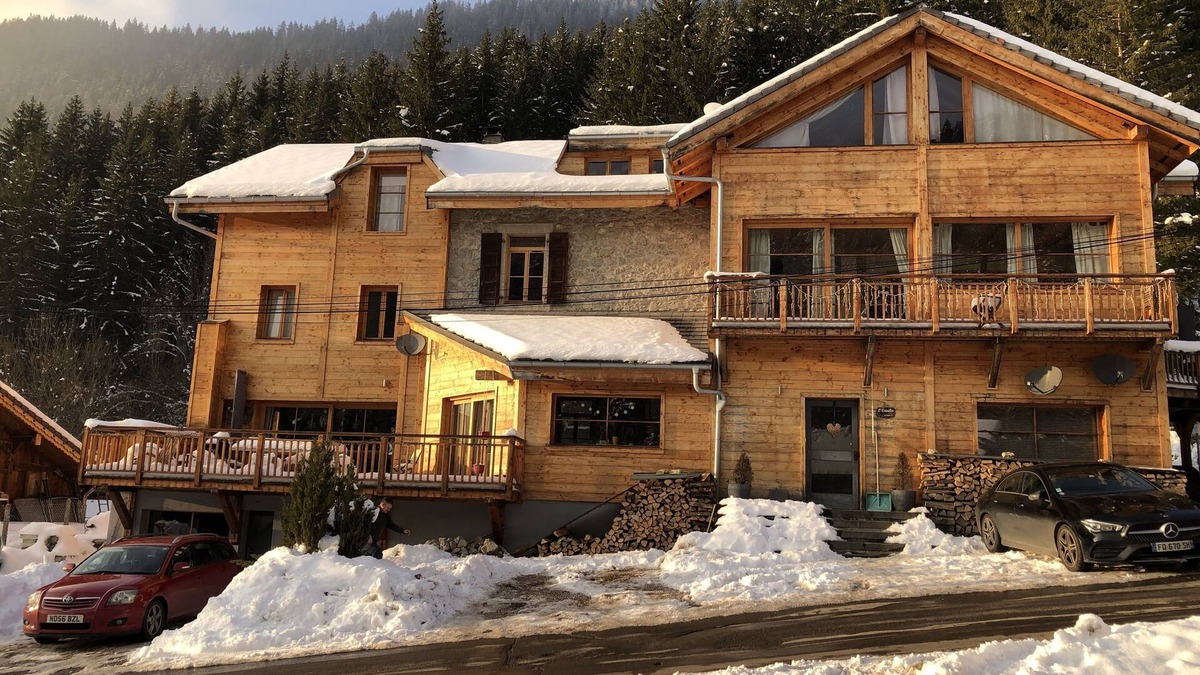 Saint-Jean-dʼAulps Apartment | L'Ecuela Apartment, tastefully renovated 1 bedroom apartment