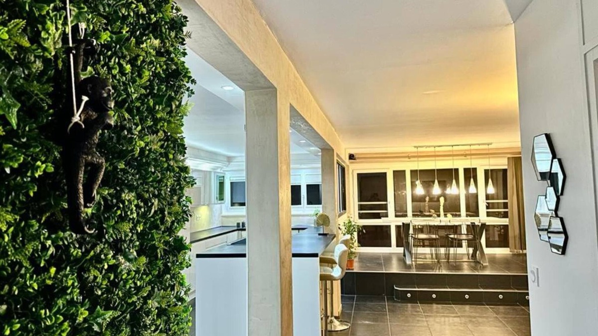 Douvaine Apartment | L' Elegant