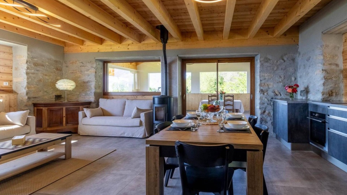 Saint-Jean-de-la-Porte House | L'ENVOL SAFRANÉ - SAINT JEAN DE LA PORTE