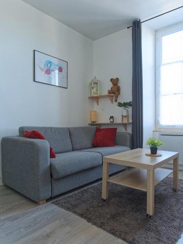 Nogent-le-Rotrou Apartment | L'escale cosy - Idéal Pro & Couple - Gare à 5 mn - Wifi - Parking gratuit