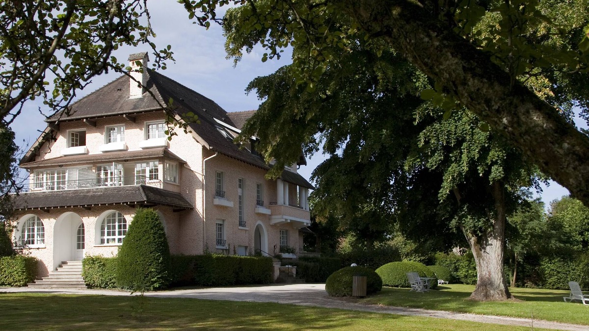 Forges-les-Bains Apartment | L'ESCALE - LUZERNE - Maison d'Hôtes l'Escale - THERMES DE BAINS LES BAINS