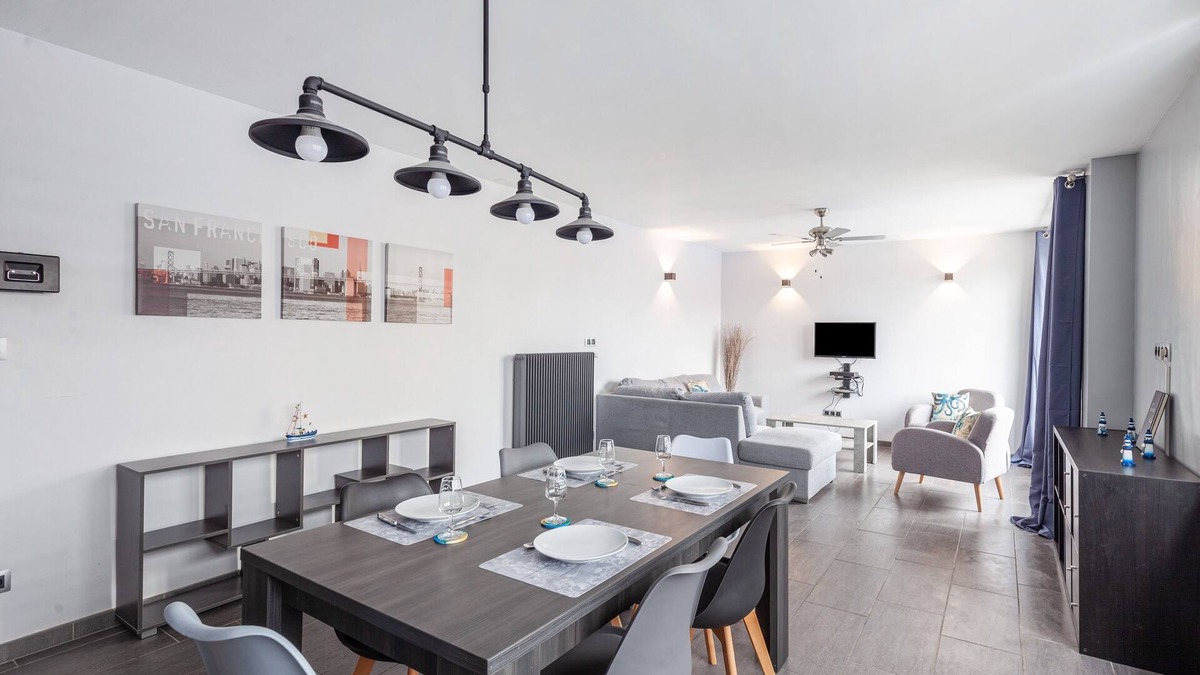 Malo-les-Bains Apartment | L'Escale Marine - Two Bedroom Apartment, Sleeps 6