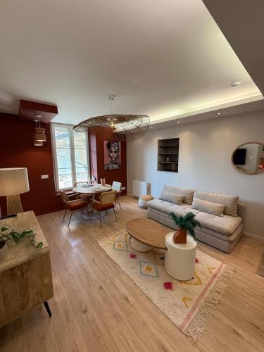 Remiremont Apartment | L'Escapade Méditerranéenne