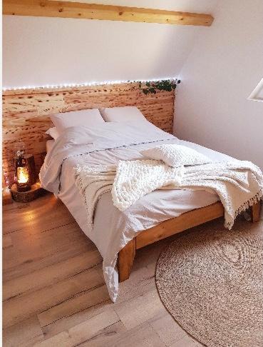 Pont-a-Mousson Apartment | L'esprit cabane