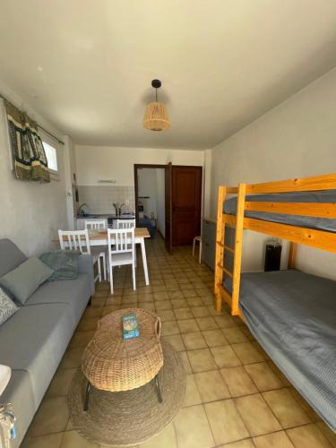 Grottes Caves Apartment | L'esprit Garrigue Caves