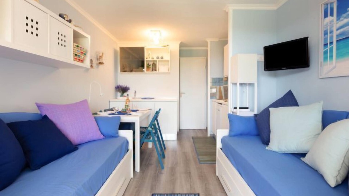 Le Dramont Apartment | L'Esquinade (F6 019) by Interhome
