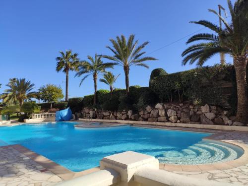 Cannes La Bocca Apartment | L'Estérel
