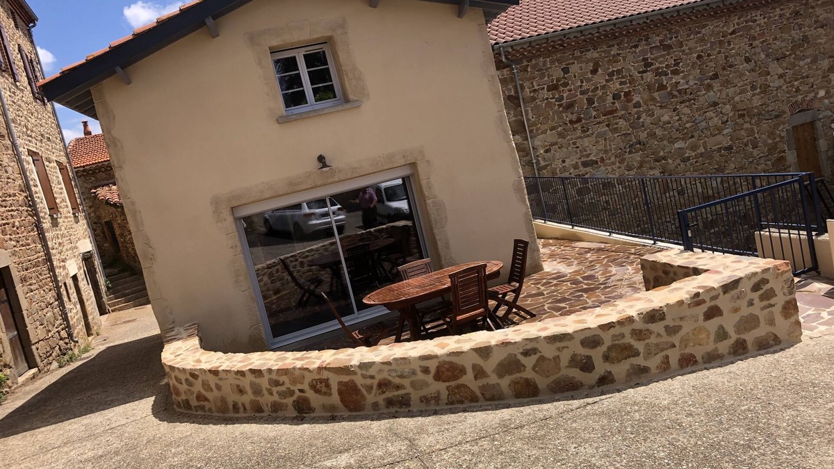 Brioude Sud Auvergne House | "L'Estanco warm village house