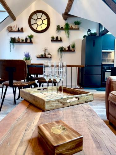Epernay Apartment | L'Evidence, appartement authentique - Epernay